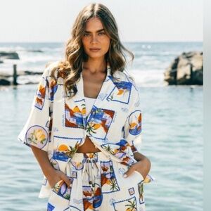 Paper‎ Hear la dolce Button down Shirt size M printed linen blend NWT casual